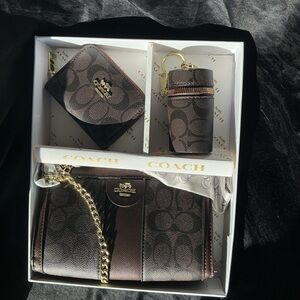 Coach Brown 3-Piece Set